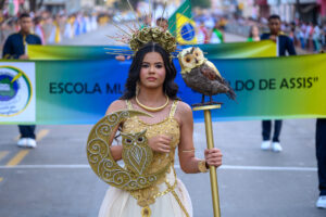 Martinho Campos  realiza desfile tradicional  da Independência