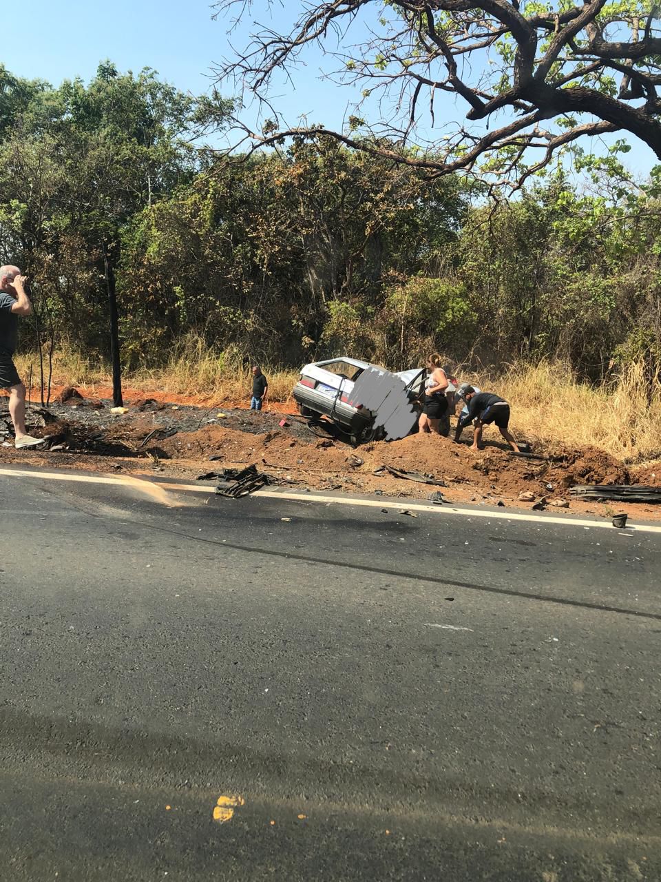 Três pessoas morrem em acidente na BR 352 em Abaeté