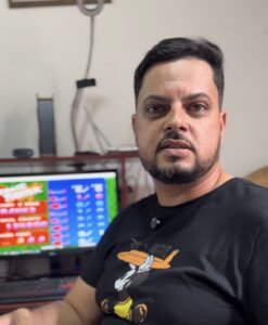 Você sabia que Abaeté tem um multicampeão brasileiro de Real Bout?