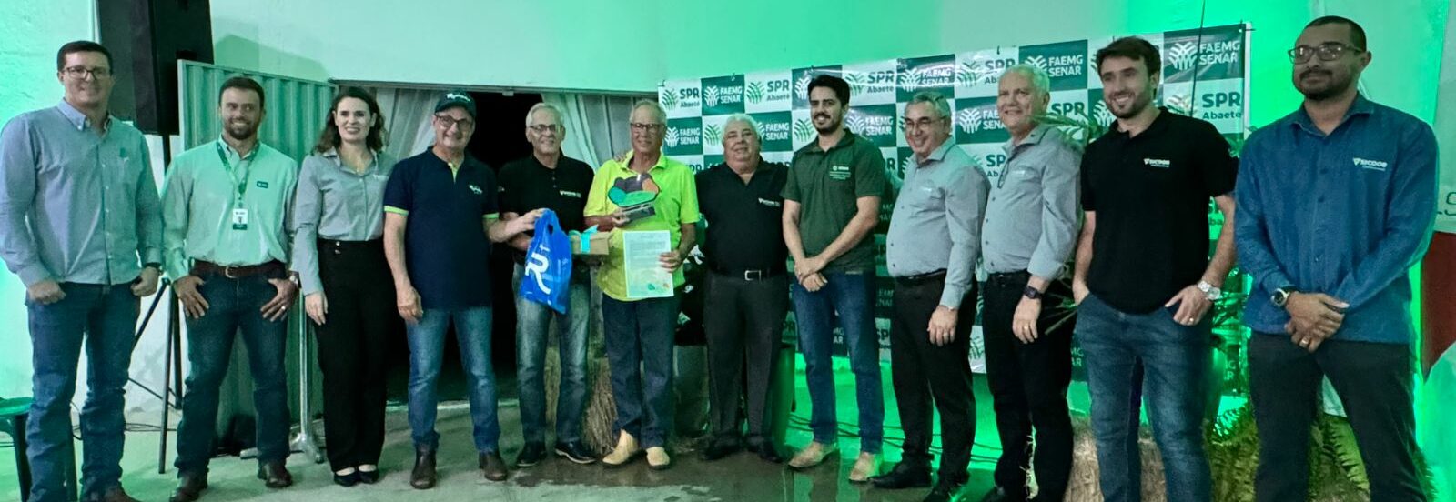 Sistema Faemg Senar premia produtores rurais destaque no programa ATeG