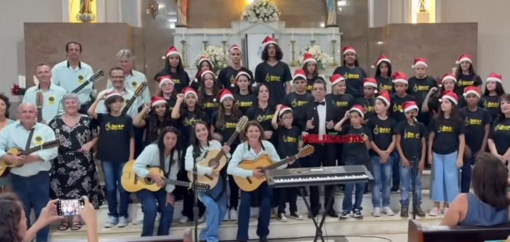 Concerto de Natal encanta público na Igreja Matriz em Abaeté