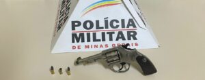 PM prende suspeito com arma de fogo em Dores do Indaiá