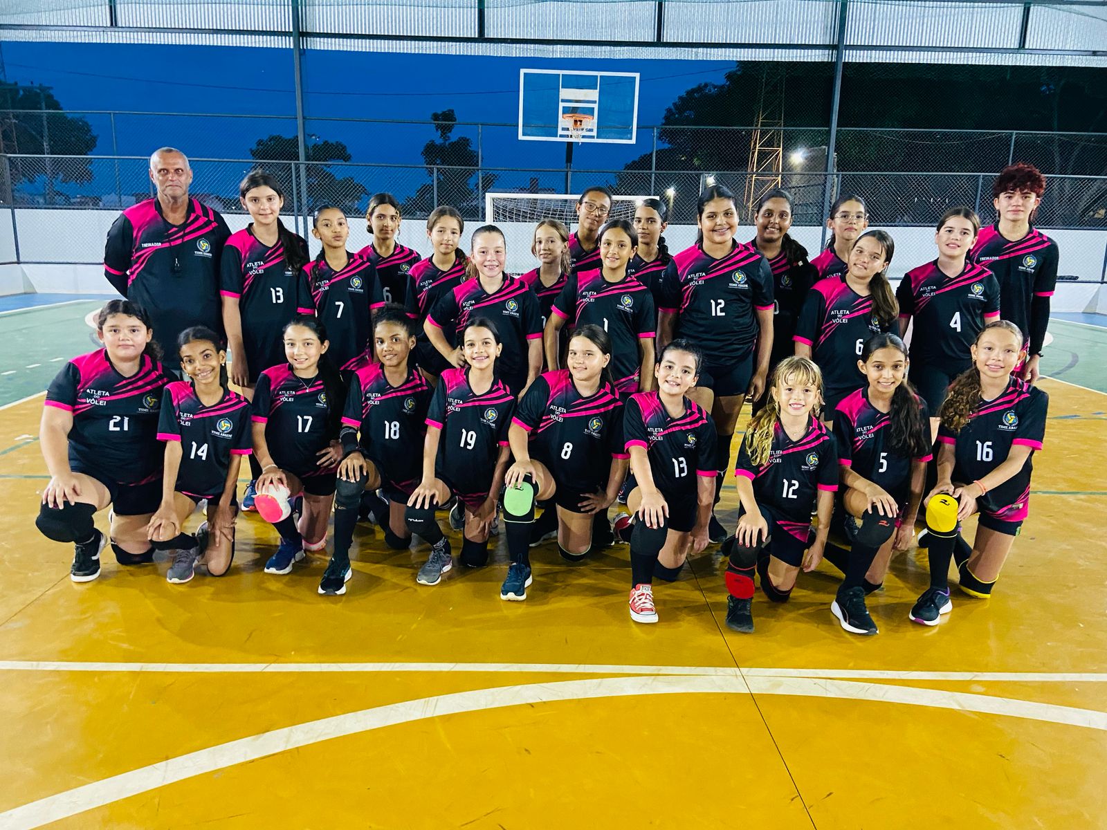 Circuito de Voleibol de Base reúne cidades do Centro-Oeste mineiro com protagonismo do Time Abaeté