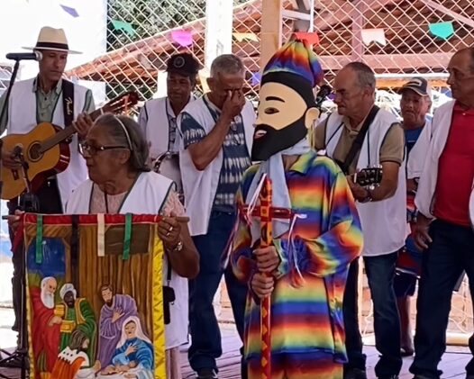 Cultura, religiosidade e fé marcaram o VI Encontro de Folia de Reis de Morada Nova de Minas