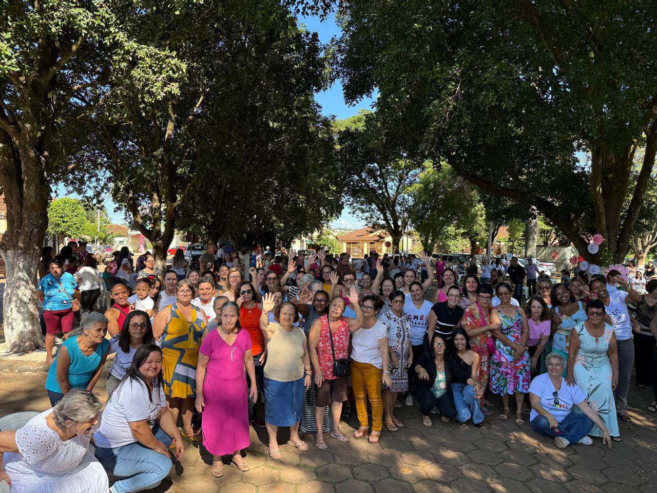 Paineiras celebra o Dia das Mães com manhã especial de carinho e homenagens