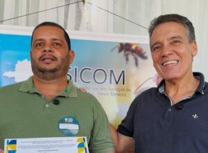 Wellington da Linguiça Tia Nega recebe primeira certificação do CISICOM em Abaeté