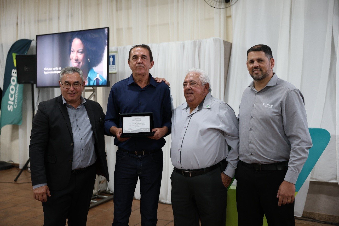 Prosa da Gente reúne mais de mil cooperados nas pré-assembleias do Sicoob Credinacional