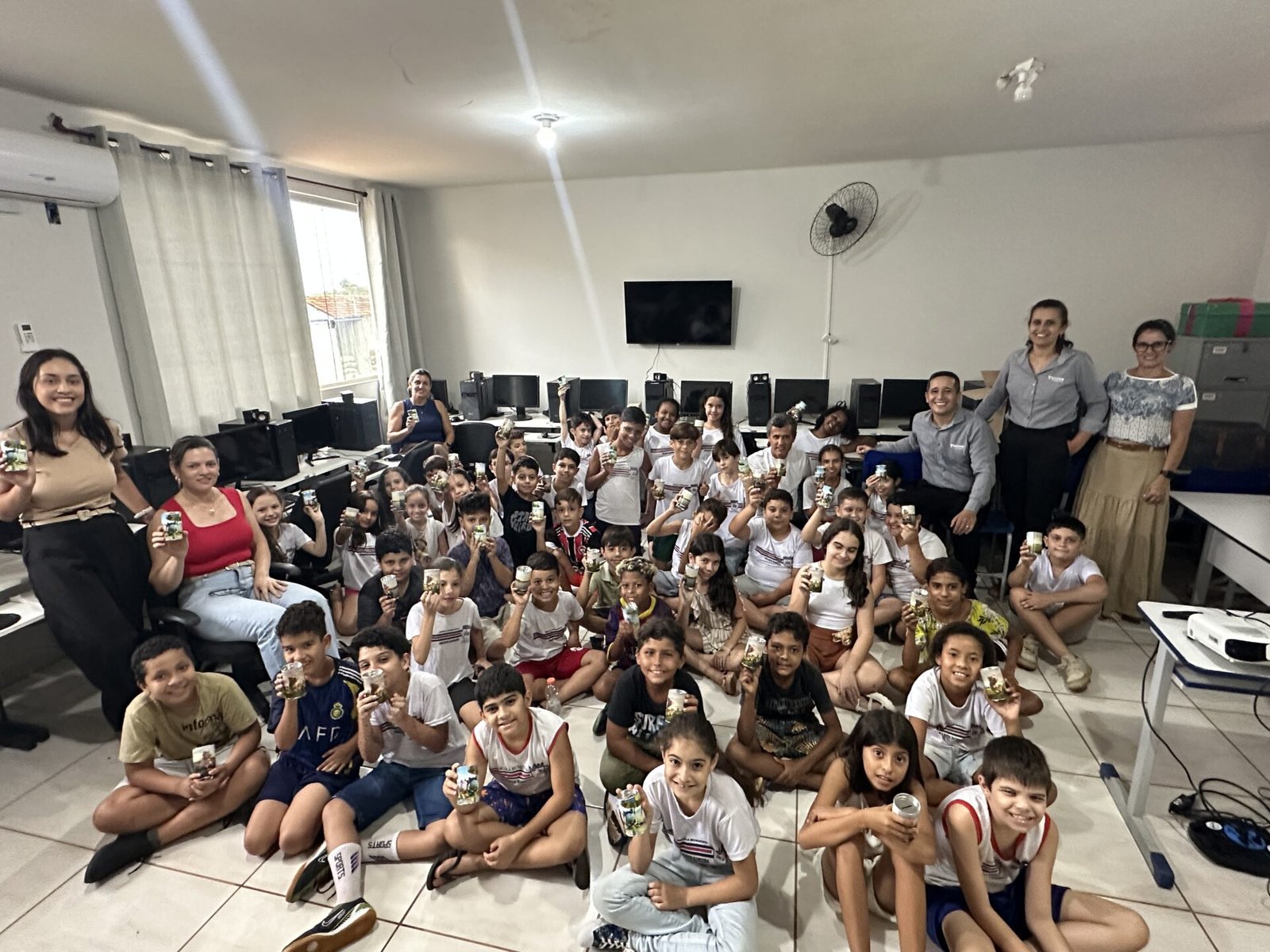 Sicoob Credinacional promove ações de educação financeira durante a Global Money Week 2026