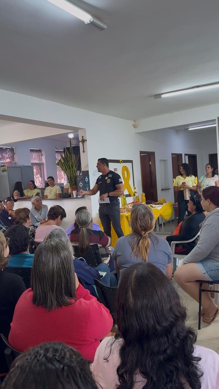 UBS Terezinha Nicoli promove palestra de conscientização no trânsito durante o Maio Amarelo