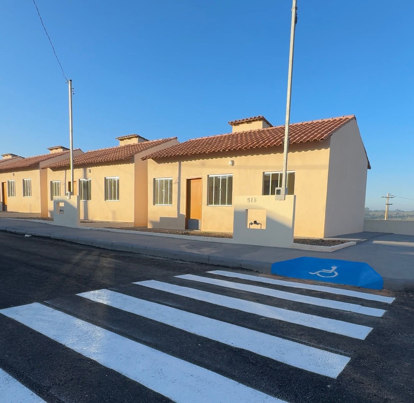 Abaeté inaugura programa “A Casa é Sua” com 43 moradias