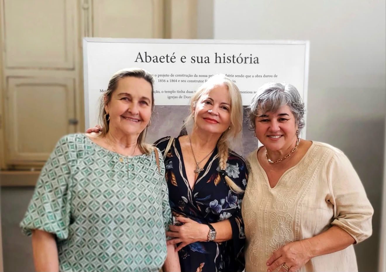 De Abaeté para o mundo: jornalista Arilda Costa McClive retorna às origens após 26 anos nos Estados Unidos