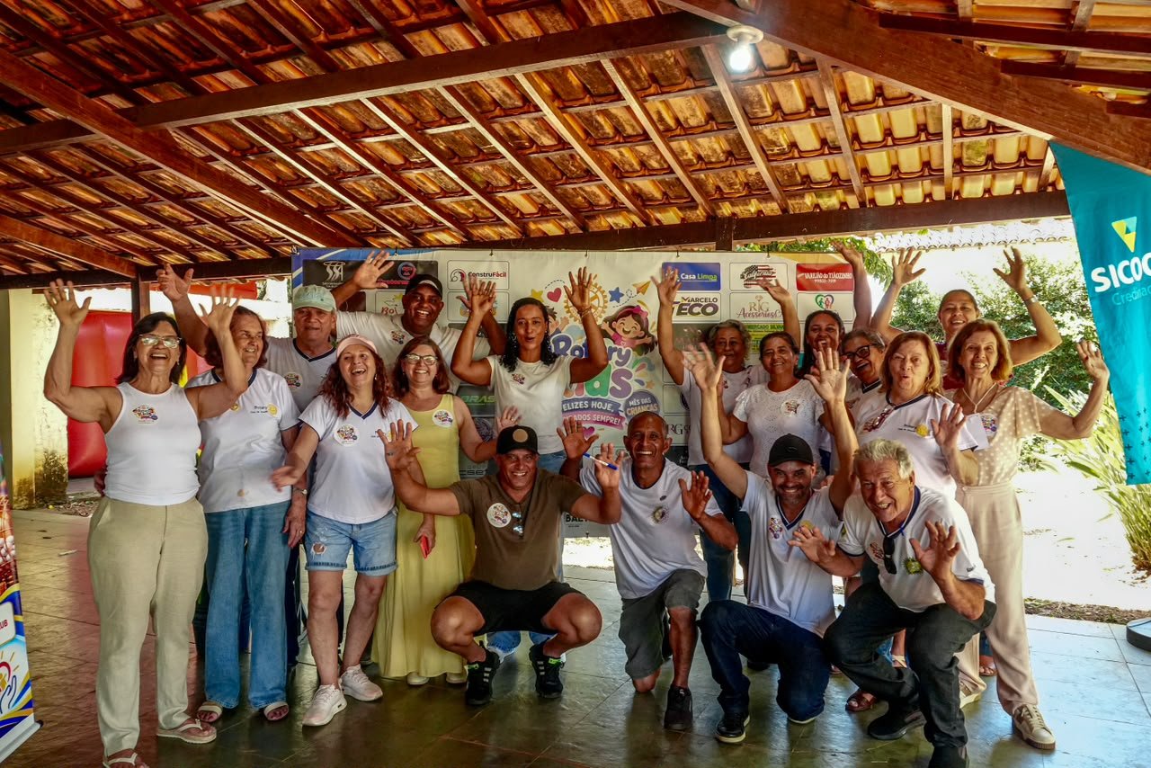 ROTARY KIDS REÚNE CERCA DE 800 CRIANÇAS EM DIA DE DIVERSÃO E SOLIDARIEDADE EM ABAETÉ
